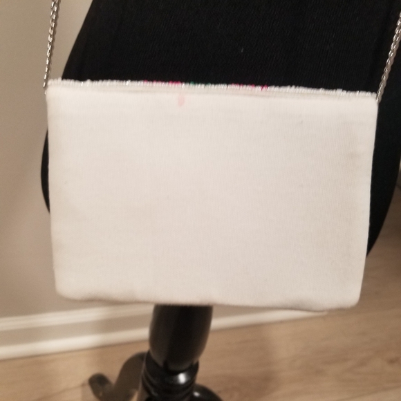 Pink and Green petite beaded clutch. - Picture 2 of 8